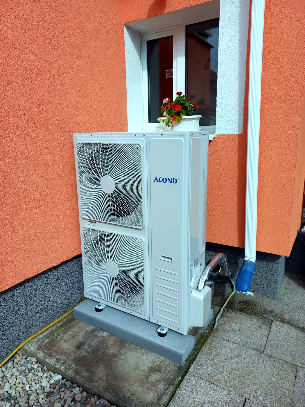 Tepelné čerpadlo ACOND u rodinného domu
