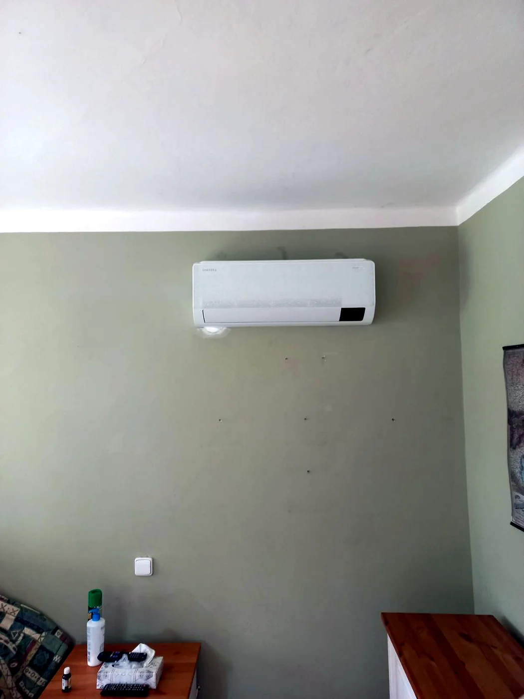 Nástěnná klimatizace Samsung WindFree v pokoji rodinného domu